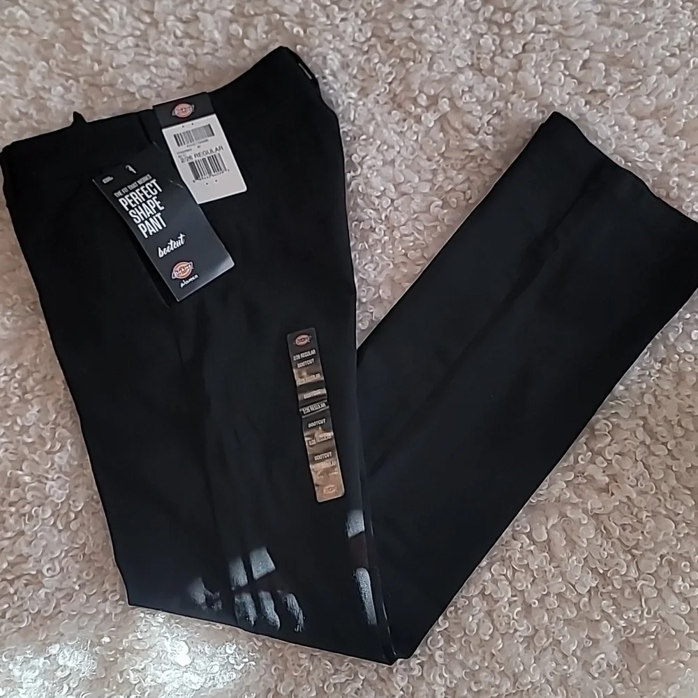 Women's Slim fit bootcut pants - Picture 3 of 6